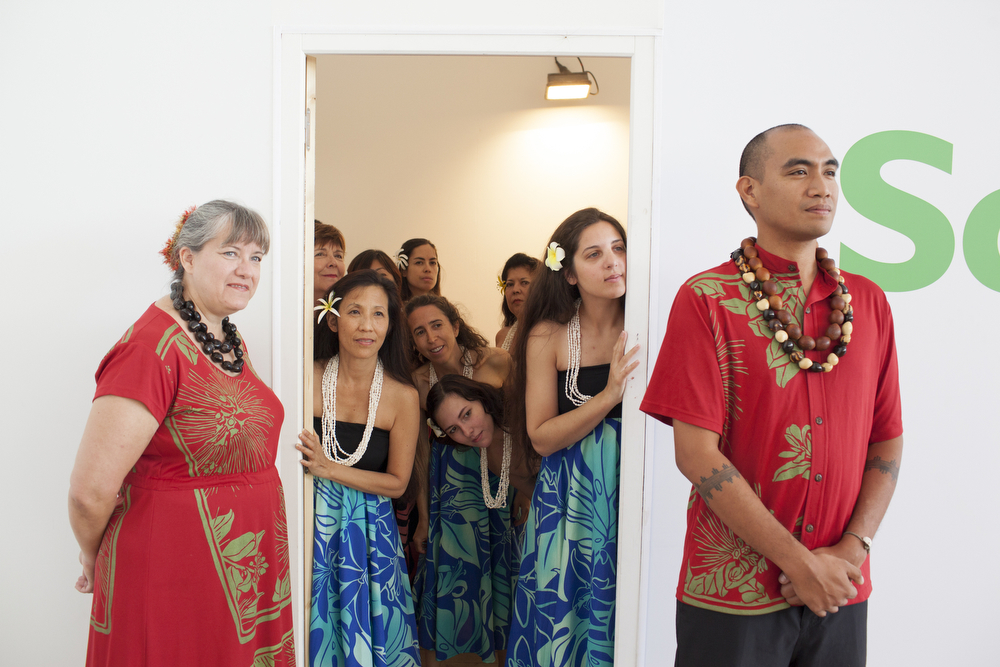 A group of participants at the Festival des Arts d'Hawai'i